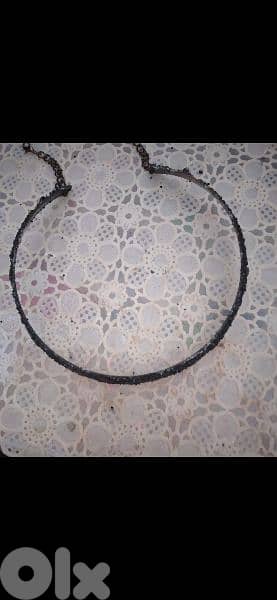 necklace choker black sequined or green army 8