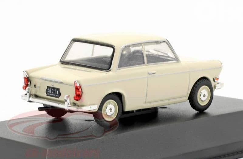 BMW De Carlo 700 (1960) diecast car model 1:43. 3