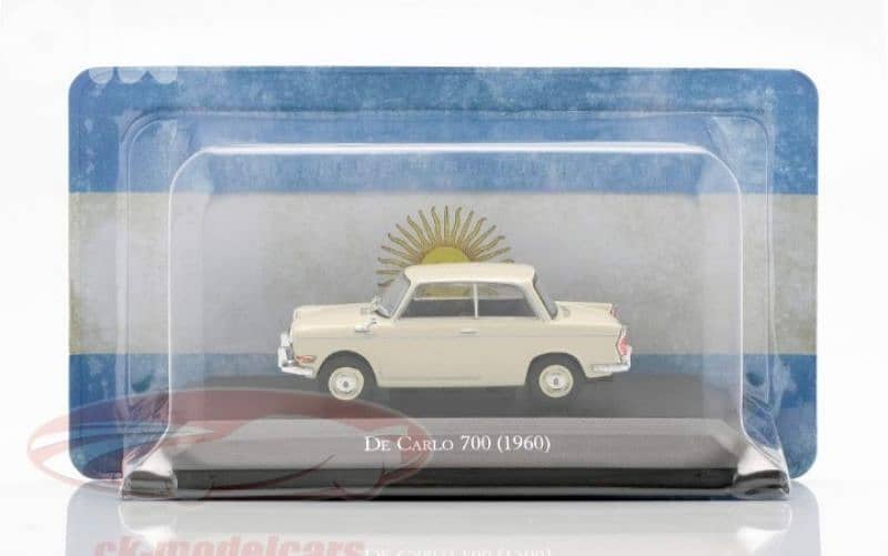BMW De Carlo 700 (1960) diecast car model 1:43. 5