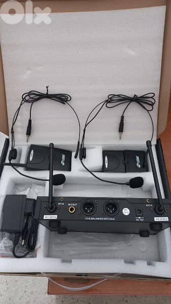 wireless double headset brand leem,new not used 0