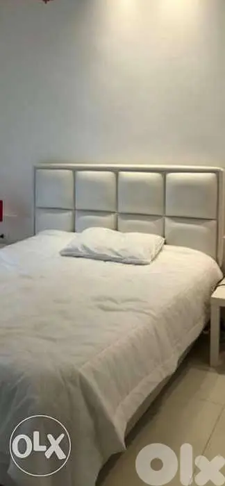 تخت مفرد ونص منجد جميع الالوان