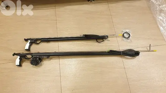 freedive  60 cm 85 $   and 90 cm 100 $ stainless , sharkfin shaft .