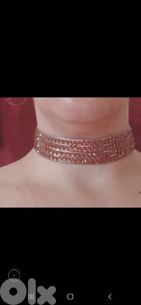 strass choker  red white silver brown  2= 15$ 3