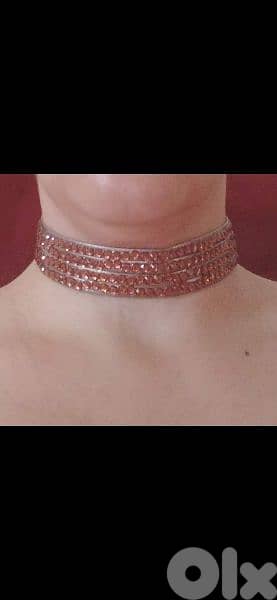 strass choker  red white silver brown  2= 15$ 7