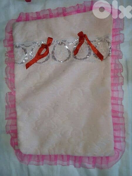 Barbie HOUSE VACATION SET Mattel2010 brandTag great Bed+BLanket+Pillow 4
