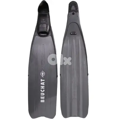 Brand New Beuchat Mundial Sport Diving Fins