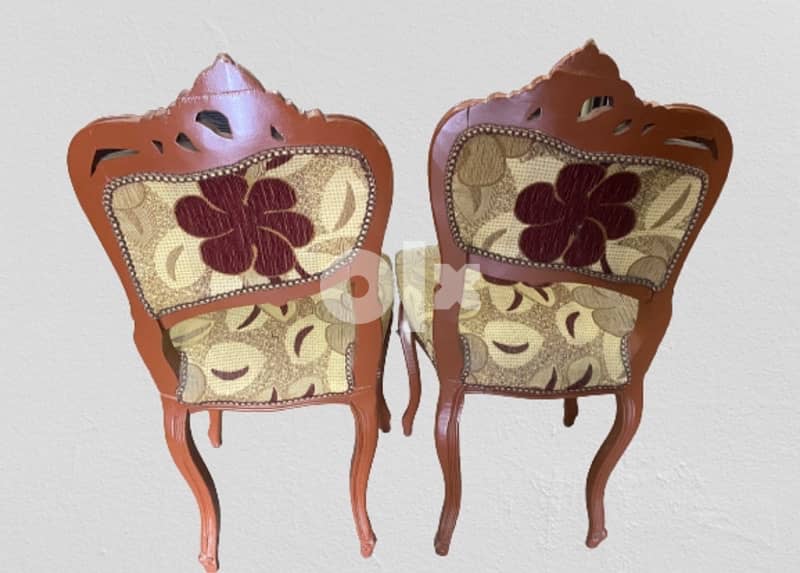 2 wooden chairs 1