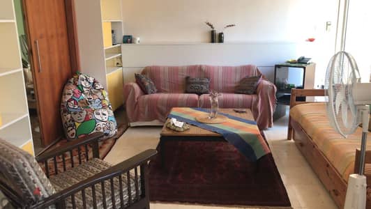 SMALL FURNISHED-EQUIPPED APT IN HAMRA (ALL BILLS INCLUDED)