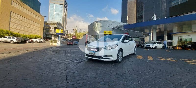 Kia cerato hatchback 2015  6L/100 Km 0