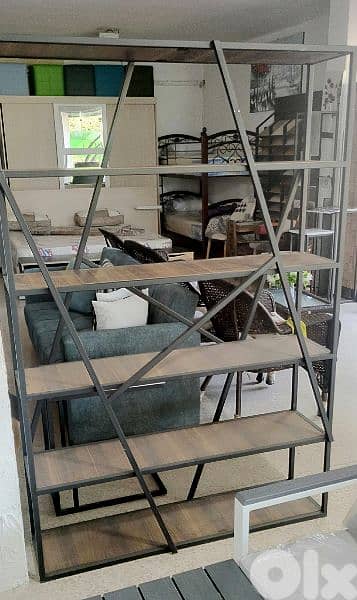 vitrine        فيترين حديد 0