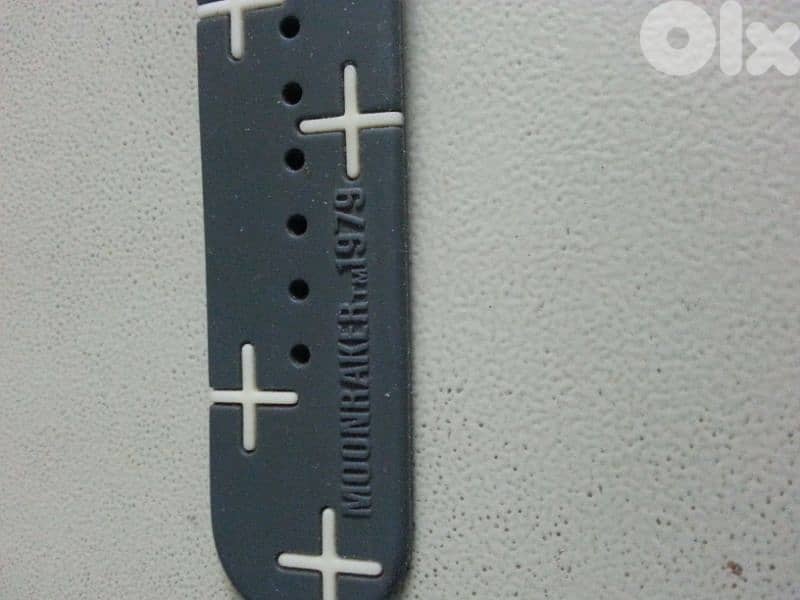 Swatch. 4
