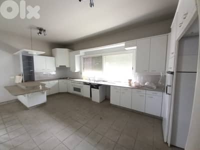 L09631 - Spacious Apartment for Sale in Kfarhbeib
