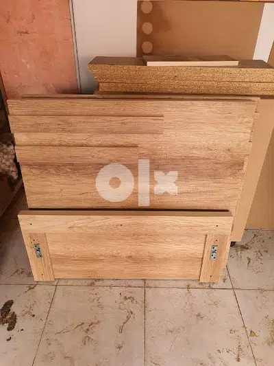 تخت مفرد بموديلات جديدة من المعمل