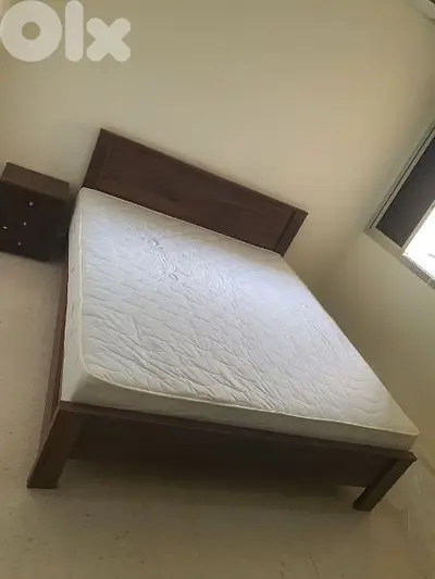تخت مجوز فدار مع فرشة طبية جديدة من المعمل