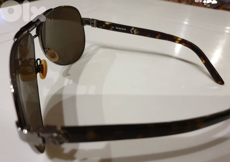 Sunglasses 0