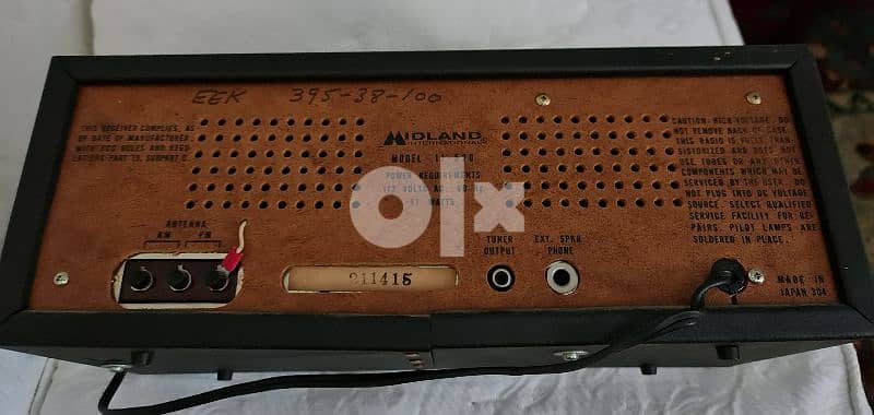 Midland International Radio 11-520 5