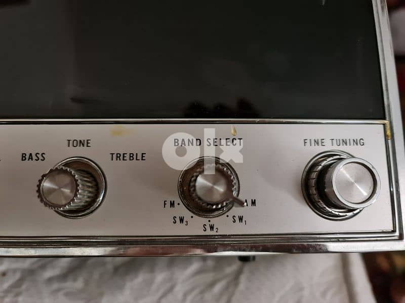 Midland International Radio 11-520 9