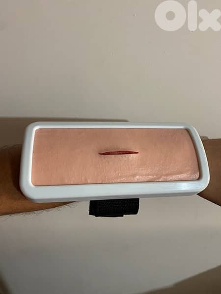 Realistic Silicone Suture Pad with pre-Cut Wound For Suturing Training 0