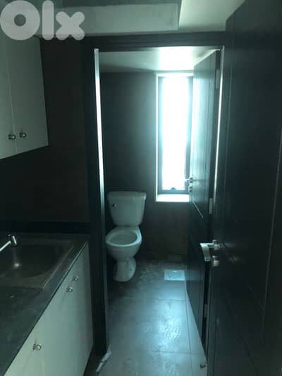 Office for Rent in Saloumi Bauchrieh -  مكتب للاجار في البوشرية
