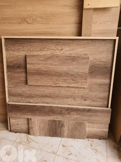 تخت مفرد و نص بموديلات جديدة من المعمل