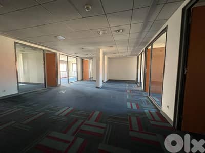 L09737 - Building for Rent in Downtown