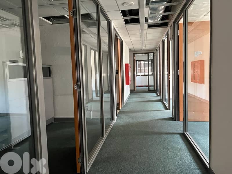 L09737 - Building for Rent in Downtown 4