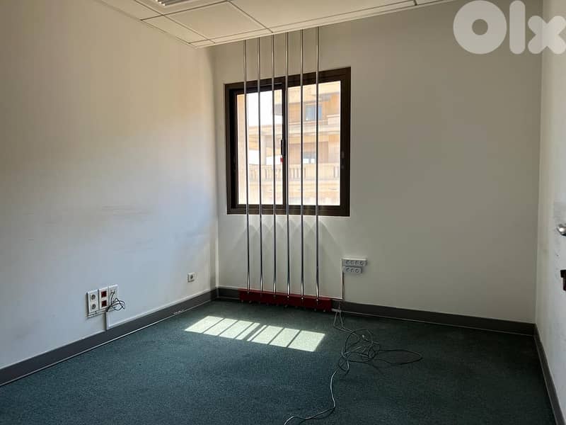 L09737 - Building for Rent in Downtown 5