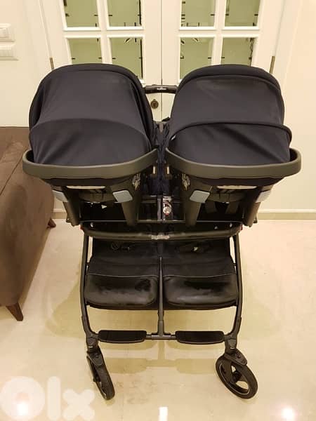 peg perego twin stroller and 2 car seats only 400$ 1
