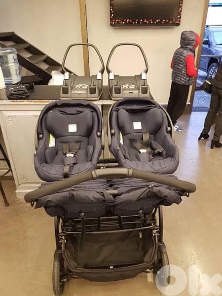 peg perego twin stroller and 2 car seats only 400$ 3