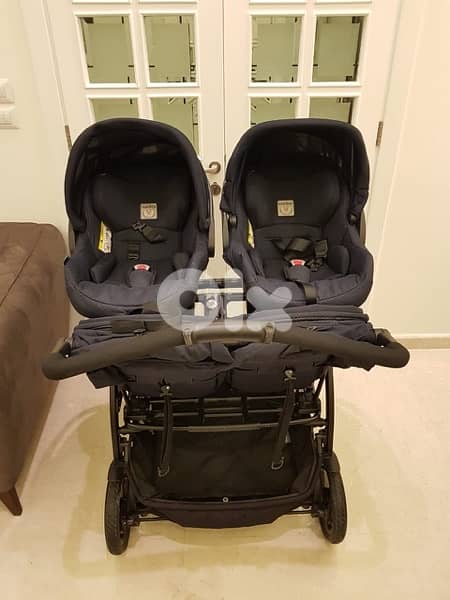 peg perego twin stroller and 2 car seats only 400$ 4