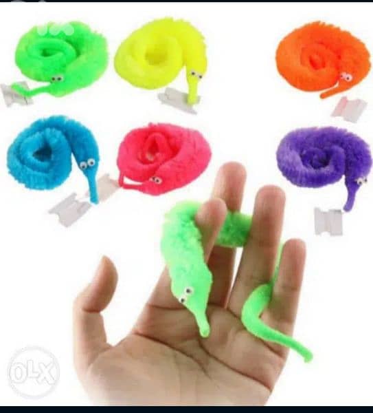 magic twisty worm with invisible thread 0