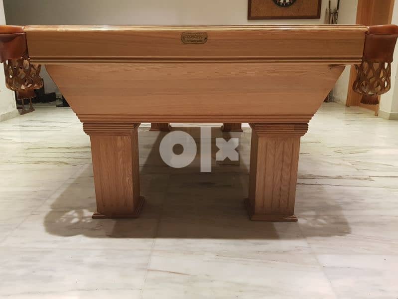 Premium Handmade Solid Oak Billiard Table – Excellent Condition 2
