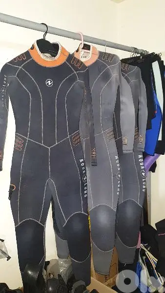 freedive 7mm , 5 mm dive suit aqualung small, medium , large .