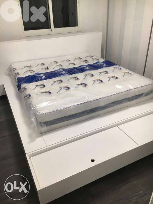 Beds and mattresses 4
