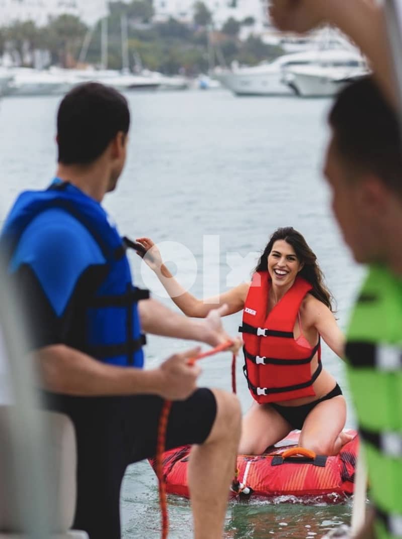 Pack of 4 - Universal lifevests Jobe Safety Boating Rent Yatch Jetski 3