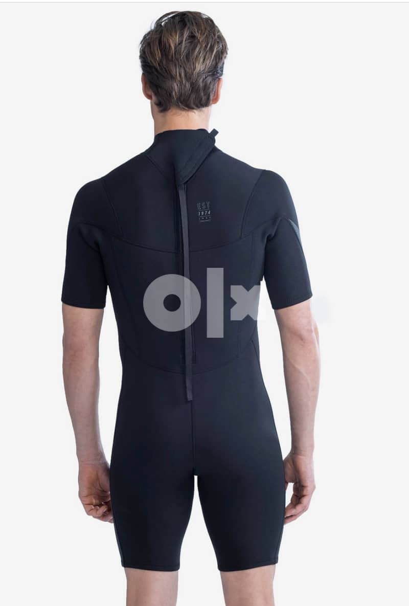 Wet suits Diving and snorkling Jetski all seasons all thicknesses 4