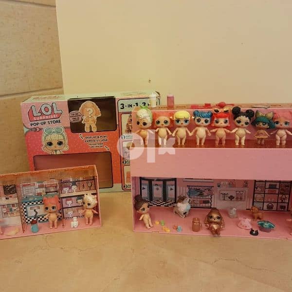 LOL display stand 0