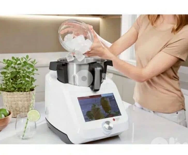 Robot Monsieur Cuisine Connect SKMC 1200 B2/ 5$ delivery. 5