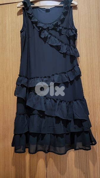 Esprit black ruffle dress 40 فستان 0