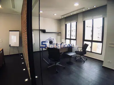 New Furnished Office For Rent In Jdeide |مكتب مفروش للإيجار في الجديدة