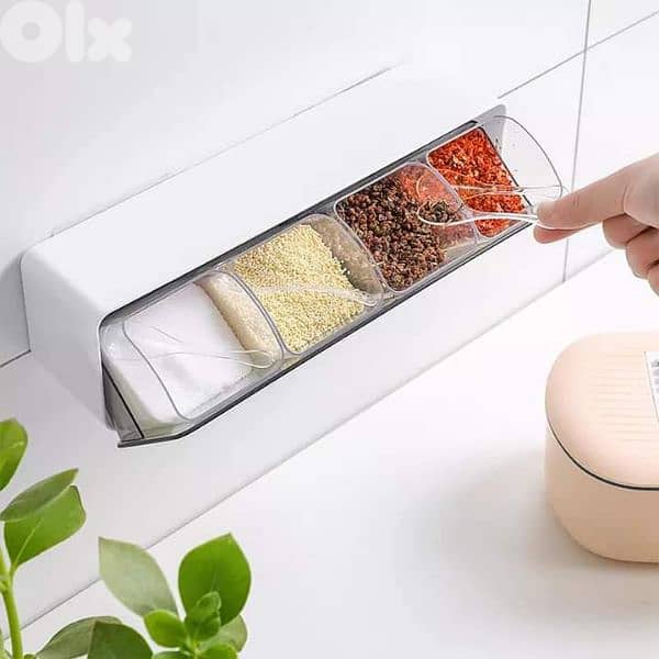 self adhesive 4 pockets spices stand 1