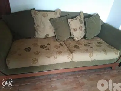 صالون من خشب الزان