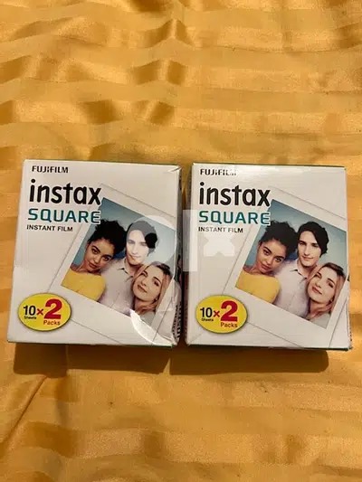 Instax Square (Polaroid) Fujifilm