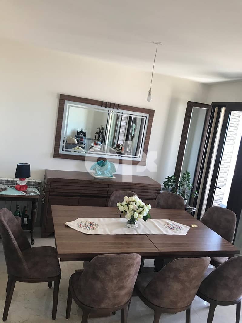 Full Dinning room high quality massif wood. 1
