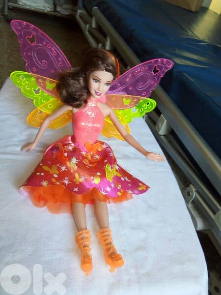 NORI Barbie &THE SECRET DOOR Butterfly Good doll open/close wings=20$ 4