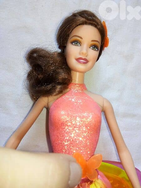 NORI Barbie &THE SECRET DOOR Butterfly Good doll open/close wings=20$ 1