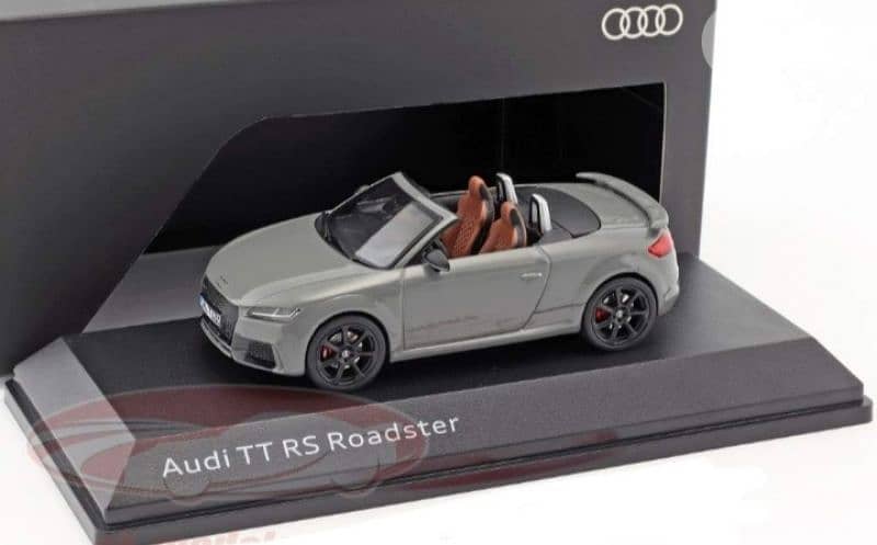 Audi TT RS Roadster diecast car model 1:43. 0