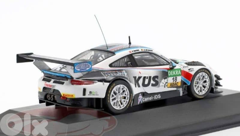 Porsche 911 GT3 R diecast car model 1:43. 3