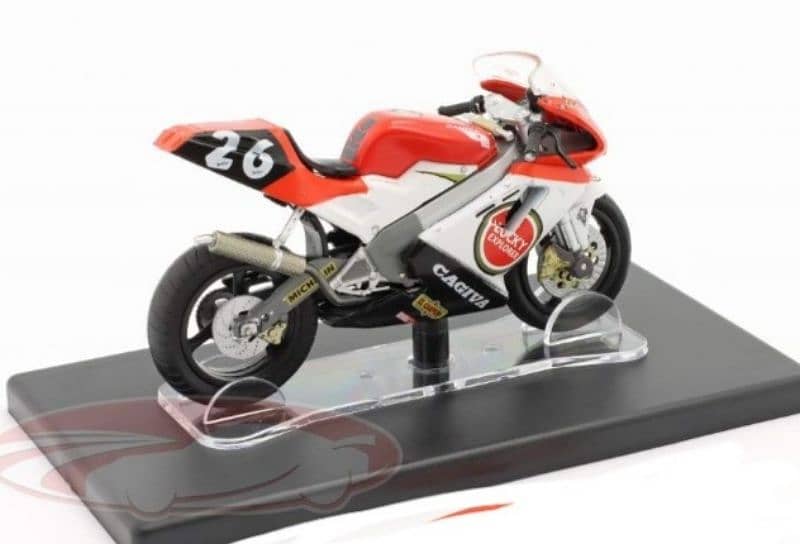 Cagiva Mito EV (1994) diecast motorcycle model 1;18 4