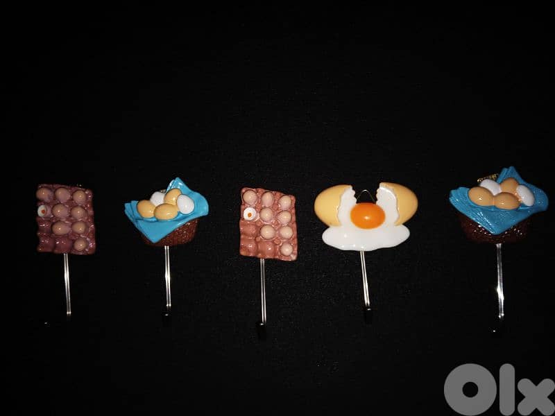Beautiful strong eggs hooks hangers 6